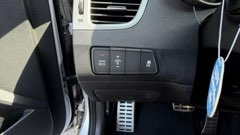 Hyundai Elantra — view 13