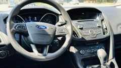 Ford Focus — view 9