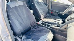 Ford Focus — view 14