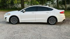 Ford Fusion — view 8