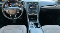 Ford Fusion — view 17