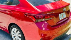 Hyundai Accent — view 4