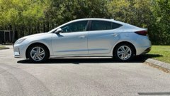 Hyundai Elantra — view 7