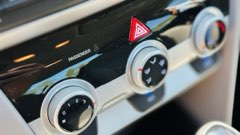 Hyundai Elantra — view 9