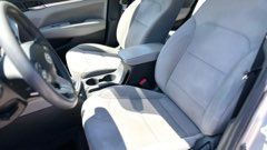 Hyundai Elantra — view 17