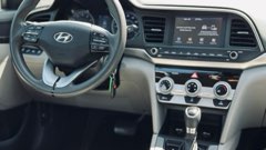 Hyundai Elantra — view 20